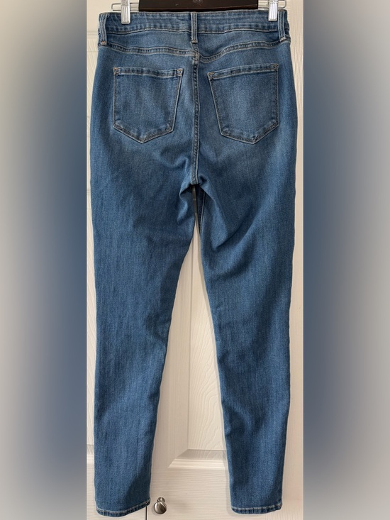 Old Navy Denim - Old Navy High-Rise Super Skinny Jeans Women’s 6 Tall Medium Wash Stretch Denim